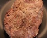 Rénszarvas pecsenye, hagymás gombával és tejszínes burgonyával recept fázis 2 fotója