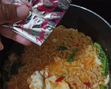Foto langkah ke 4 dari resep Indomie Tak Pernah Salah.