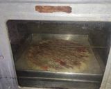 Foto langkah ke 10 dari resep (Sourdough Discard) Homemade Pizza - Sosis & Bakso.