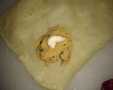 A picture of step 4 of Potato chicken rolls.