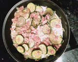 Foto del paso 4 de la receta: Pastel pizza de bacon y calabacín
