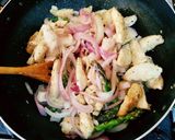 Foto del paso 5 de la receta: Pollo rebozado con cebollas avinagradas