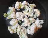 ফুলকপি পকোড়া (foolkopi pakora recipe in bengali) রেসিপি ধাপ - 1 ছবি