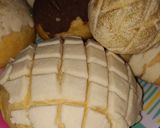 A picture of step 6 of White and Chocolate Conchas.