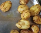 A picture of step 2 of Dum Gobhi with Aloo Matar.