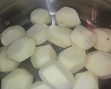 Foto del paso 2 de la receta: Patatas cocidas con judías verdes y chorizos frescos