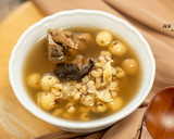 【老菜脯薏仁蓮子排骨湯】穀雨節氣燉湯，溽暑養生全方位的食譜步驟4照片