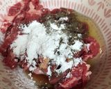 Foto langkah ke 7 dari resep Oseng Daging Sapi Cabe Ijo.
