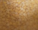 A picture of step 2 of Chane ki daal ke parathy.