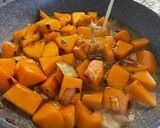 Foto del paso 3 de la receta: Pasta con salsa de Calabaza y avellanas tostadas 🎃