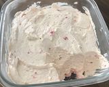 Foto langkah ke 1 dari resep Strawberry cheesecake #keto #fatbomb.