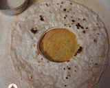 A picture of step 1 of Roti Pizza.