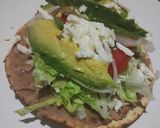 Foto del paso 6 de la receta: Tostadas de frijoles