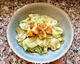 Foto del passaggio 5 della ricetta Insalata di cetrioli alla senape con crostini
