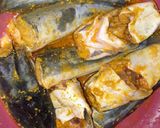 Foto langkah ke 1 dari resep Pepes ikan lele pucuk ubi/singkong.