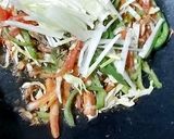 A picture of step 6 of Vegetable szechuan spaghetti.