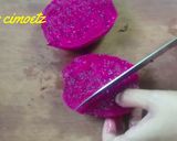 Foto langkah ke 1 dari resep Buah naga goreng.