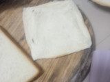 Roti Goreng Isi Kornet
