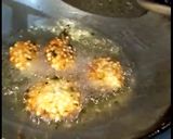 A picture of step 8 of Sabudana vada.