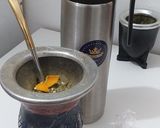 Foto del paso 1 de la receta: Mate dulce con cascaritas de naranja seca