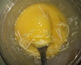 Foto langkah ke 4 dari resep Sosis gulung telur keju.