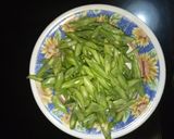 Foto langkah ke 3 dari resep Tumis Buncis Cumi asin.