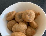 A picture of step 2 of Dahi vadas.