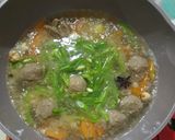 Foto langkah ke 3 dari resep 113. Sop Bakso Sayur dan Fusilli.