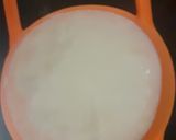A picture of step 2 of Strawberry lassi.