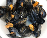 Foto del paso 4 de la receta: Mejillones al vapor con cerveza