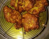 A picture of step 6 of Kadu ke pakory(pumpkin fritters).