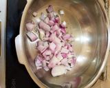 A picture of step 2 of Veg Schezwan Pulao.