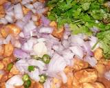 NAAN CHAAP (spicy chicken fillings in naan) recipe step 3 photo