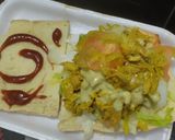 Foto del paso 8 de la receta: Sándwich🥪de pollo🍗y vegetales frescos🥙🌯🥗