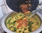 A picture of step 8 of Fulori Kadhi (UP style Pakoda Kadhi).