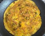A picture of step 4 of Frittata with Zucchini Blossoms🥚🥒.