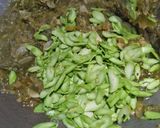 Foto langkah ke 3 dari resep Sambel ijo teri medan pete.