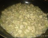 Foto langkah ke 2 dari resep Kibinai (Lithuanian Meat Pies) Isi Daging Ayam.