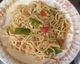 A picture of step 1 of Vegetables noodles.