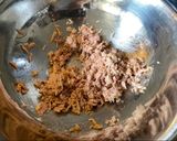 A picture of step 1 of Deany's bagel tuna melt.