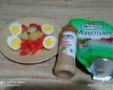 Foto langkah ke 1 dari resep Salad Tomat Telur untuk diet (W#51).