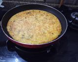 A picture of step 4 of Instant Oats & Suji handvo.
