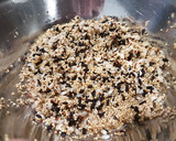 Foto del paso 2 de la receta: Cena ligera de ensalada de quinoa, lechuga hoja de roble y huevo