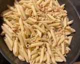 Vajban párolt fokhagymás Shrimp (garnélarák) penne tésztával 🍤🧈🧄😋 recept fázis 2 fotója
