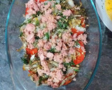 Foto del paso 11 de la receta: Tomates con huevos, cebollas y atún con costra de queso