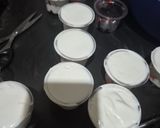 Foto langkah ke 4 dari resep Es krim coklat cup.