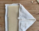 Foto del passaggio 3 della ricetta Sfoglie ripiene di marzapane