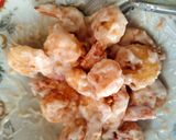 Foto langkah ke 3 dari resep Udang Goreng Mayonaise.