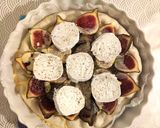 Une image de l'étape 3 de Tarte aux figues, chèvre et jambon cru.