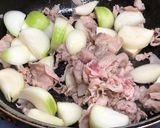 A picture of step 2 of Japanese Miso Daikon Radish with Pork.